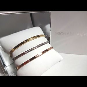 Michael kors 3 pc